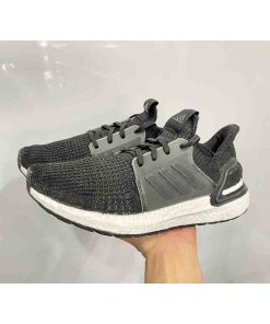 Adidas UltraBoost 19 secondhand