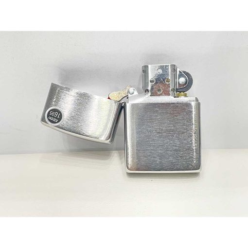 Bật lửa ZIPPO Classic Brushed Chrome Xước Ngang chính hãng USA – New - Ảnh 4
