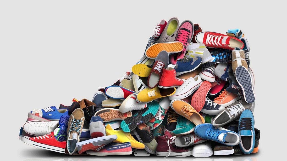 Giày sneaker là gì