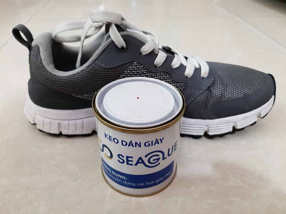 Keo dán giày thể thao