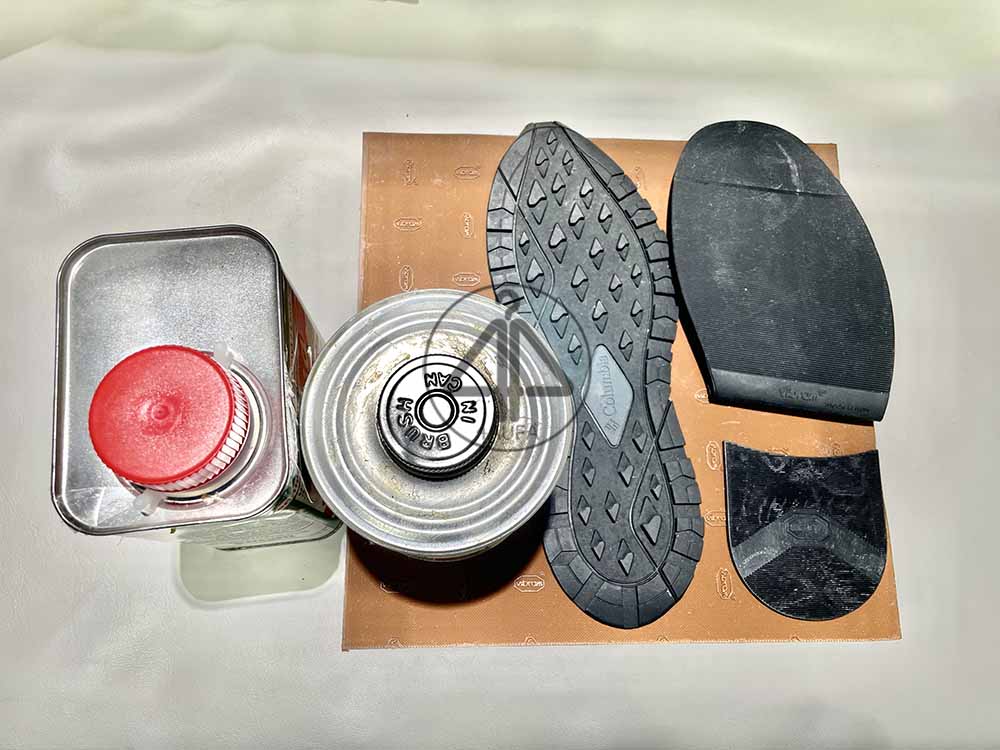 Dán đế giày ở Hà Nội