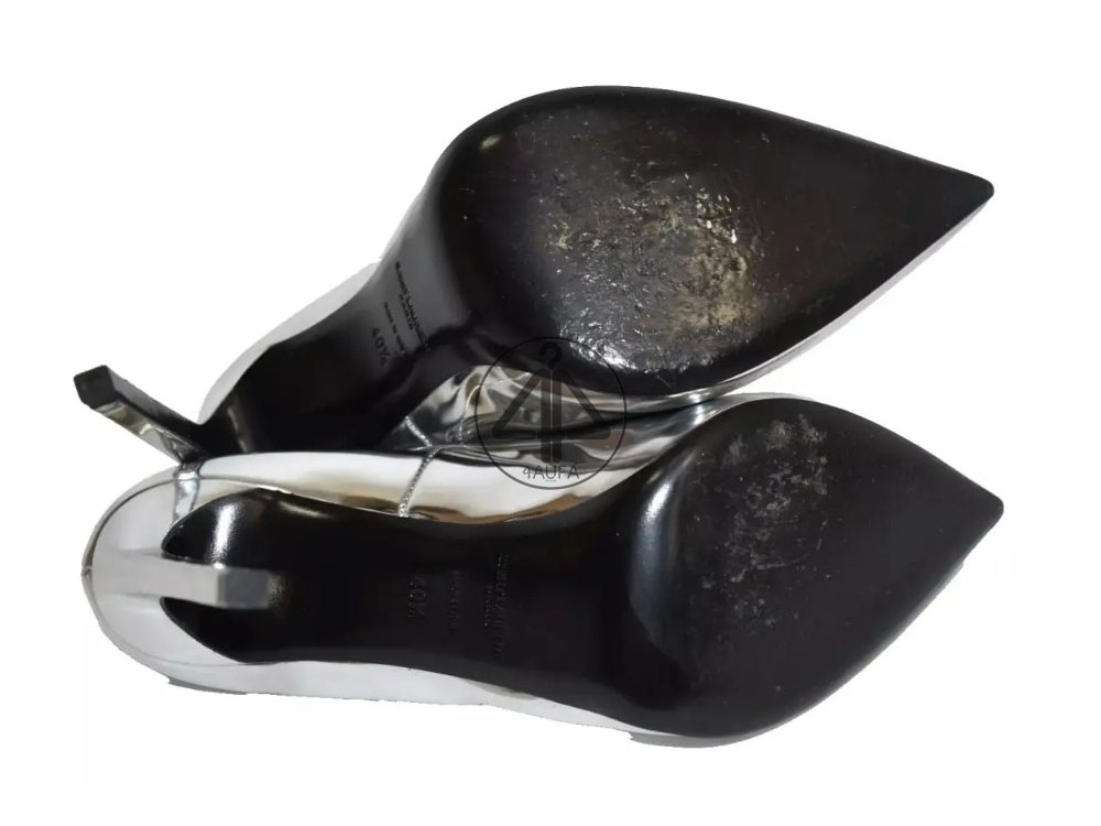 Giày cao gót bị tiếng kêu